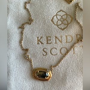 Kendra Scott Anna pendent necklace